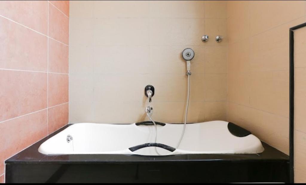 Venkys Stay Inn Udupi Bagian luar foto